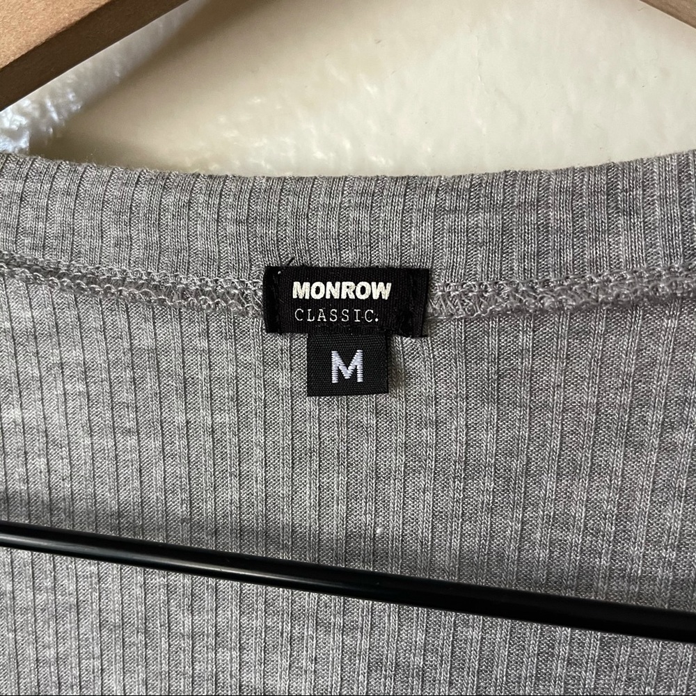 Monrow | Ribbed Cold Shoulder Top - Picture 4 of 8